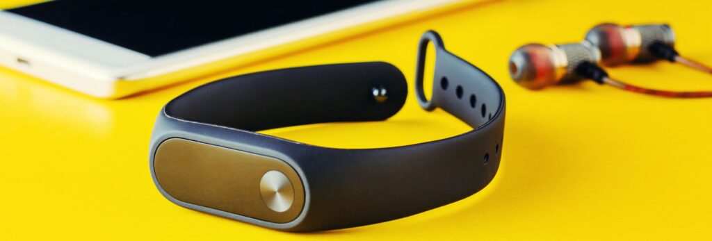 Difference Between Smartwatch and Fitness Tracker